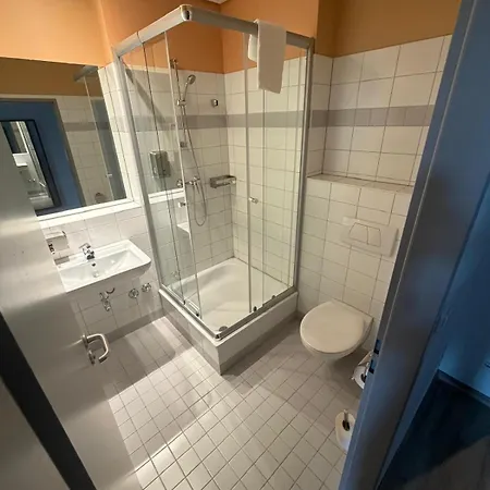 East West - Goethestrasse Hotel *